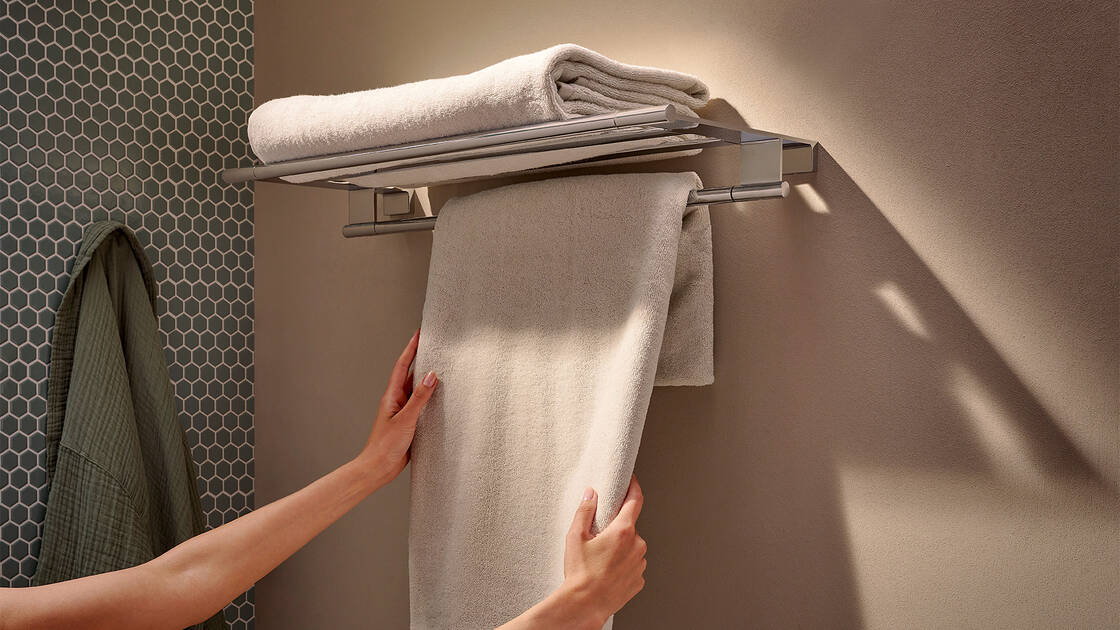 addstoris-s-towel-rack-with-towel-holder-part-ambiance-16x9