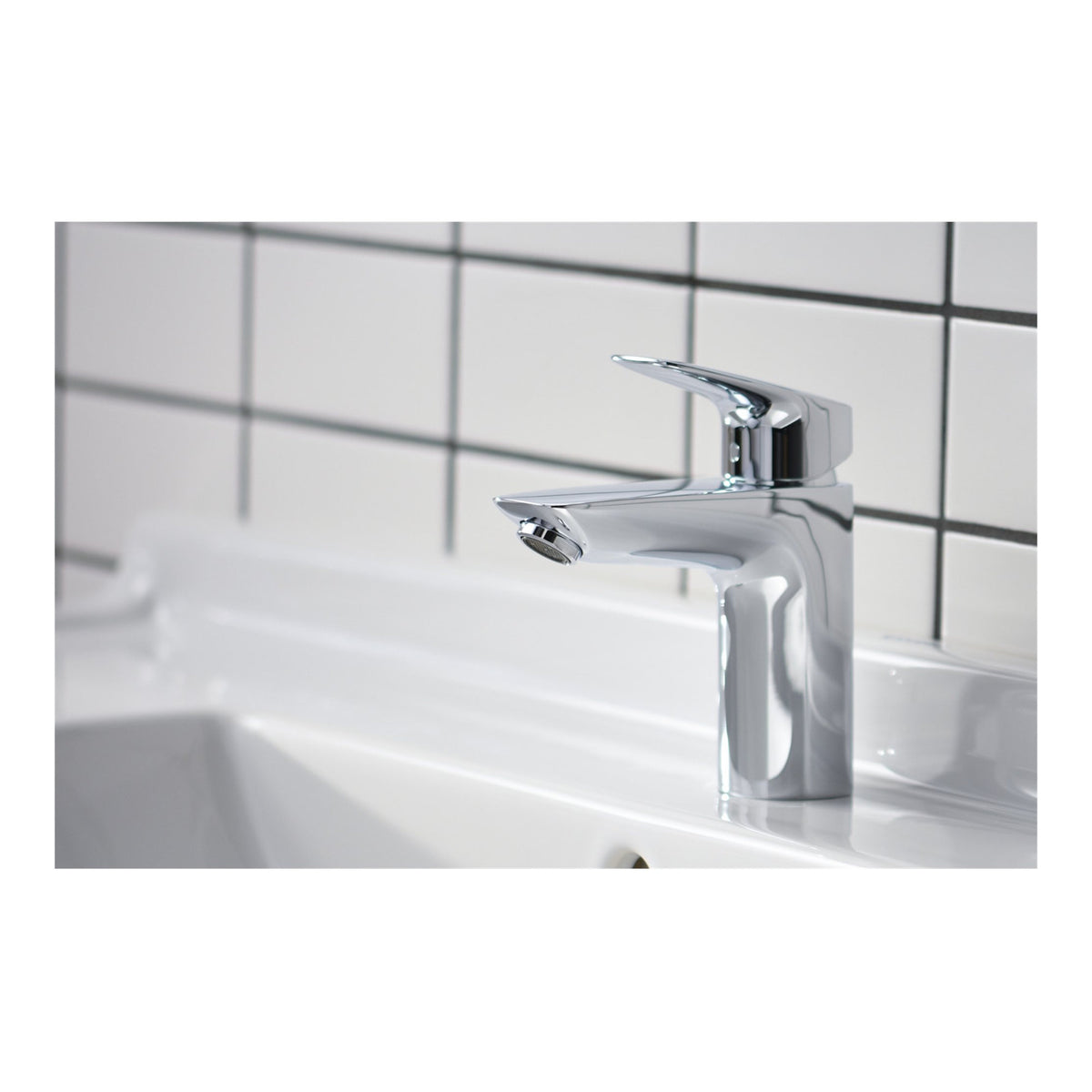 Hansgrohe-Logis-Single-lever-basin-mixer-100-with-pop-up-waste-set-Chrome-71100000-02